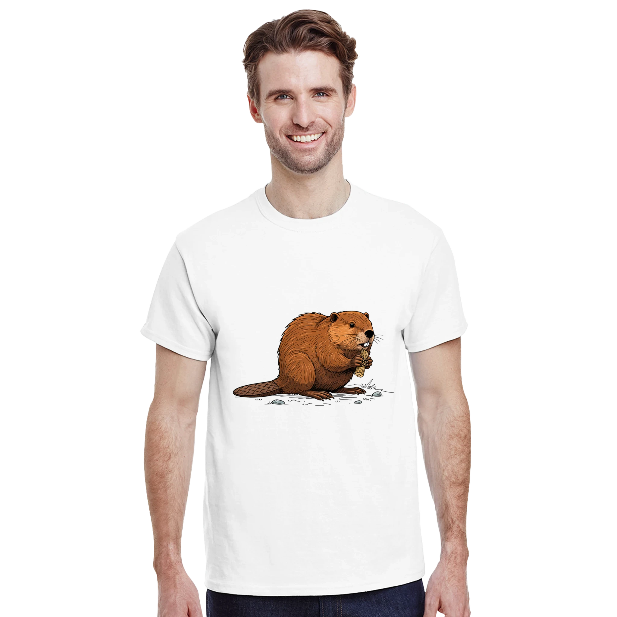 Weiß Biber T-Shirt Gildan® 5000, Motiv Biber am Holz groß mittig vorne getragen von einen Mann