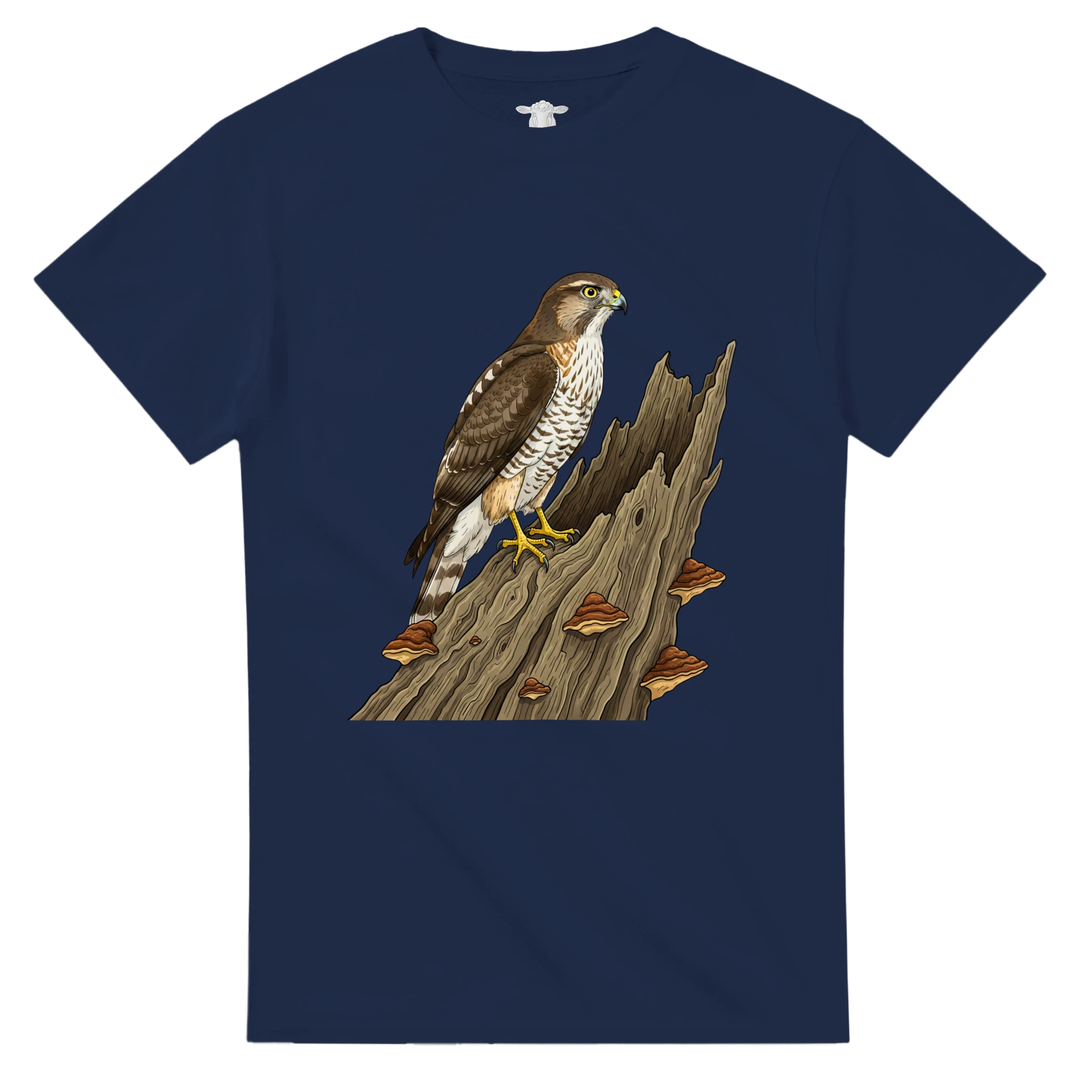 Marine Habicht T-Shirt Gildan 5000,  Motiv Habicht auf altem Baumstamm mittig groß