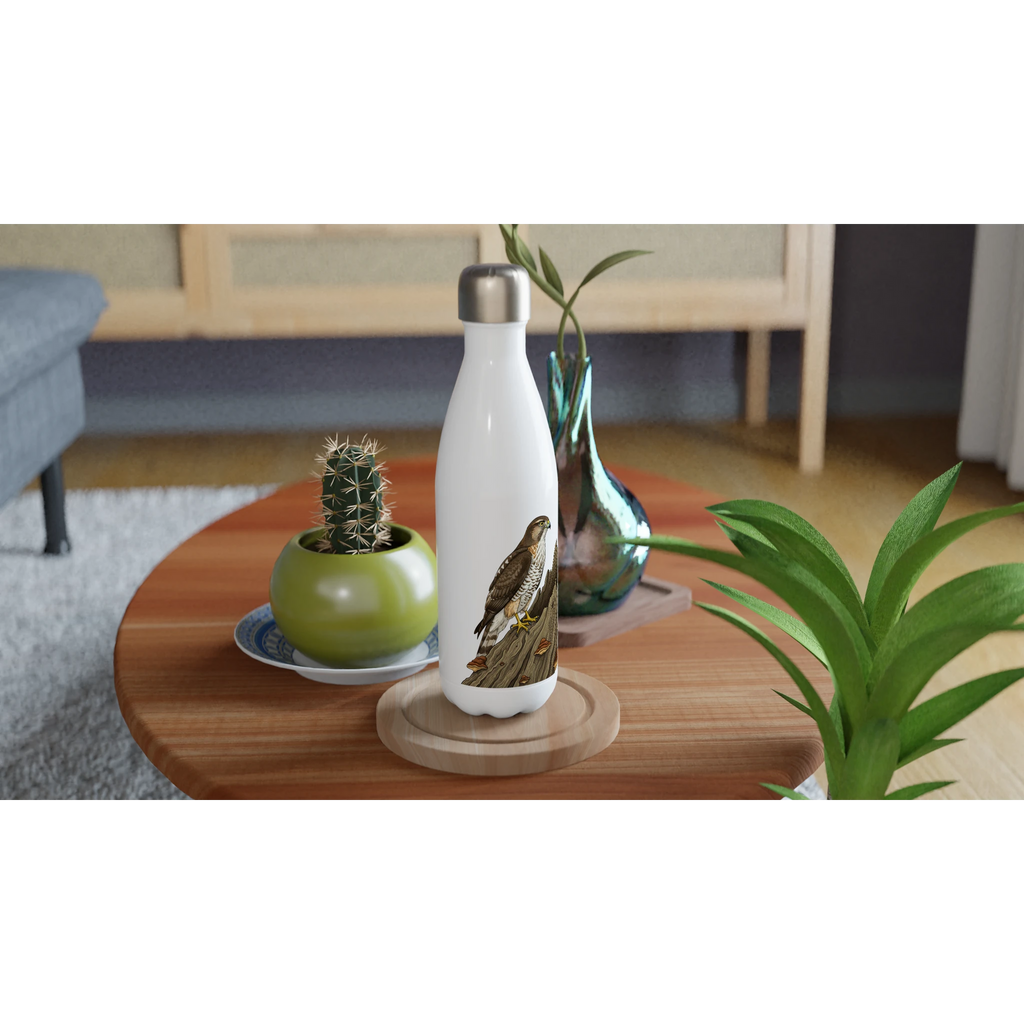 Weiß Habicht Edelstahl-Wasserflasche, Motiv Habicht auf altem Baumstamm groß mittig vorne, doppelwandisoliert, Natur-Motiv stehen auf ein Tisch